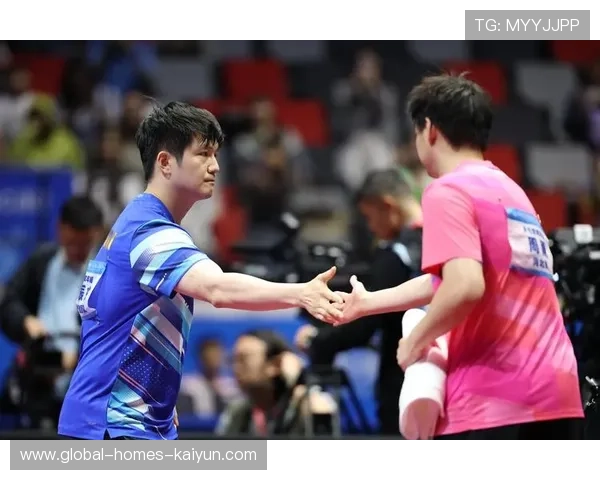 情怀对决:温情满满!樊振东周雨十年兄弟场上见真章 情怀对决:温情满满!樊振东周雨十年兄弟场上见真章